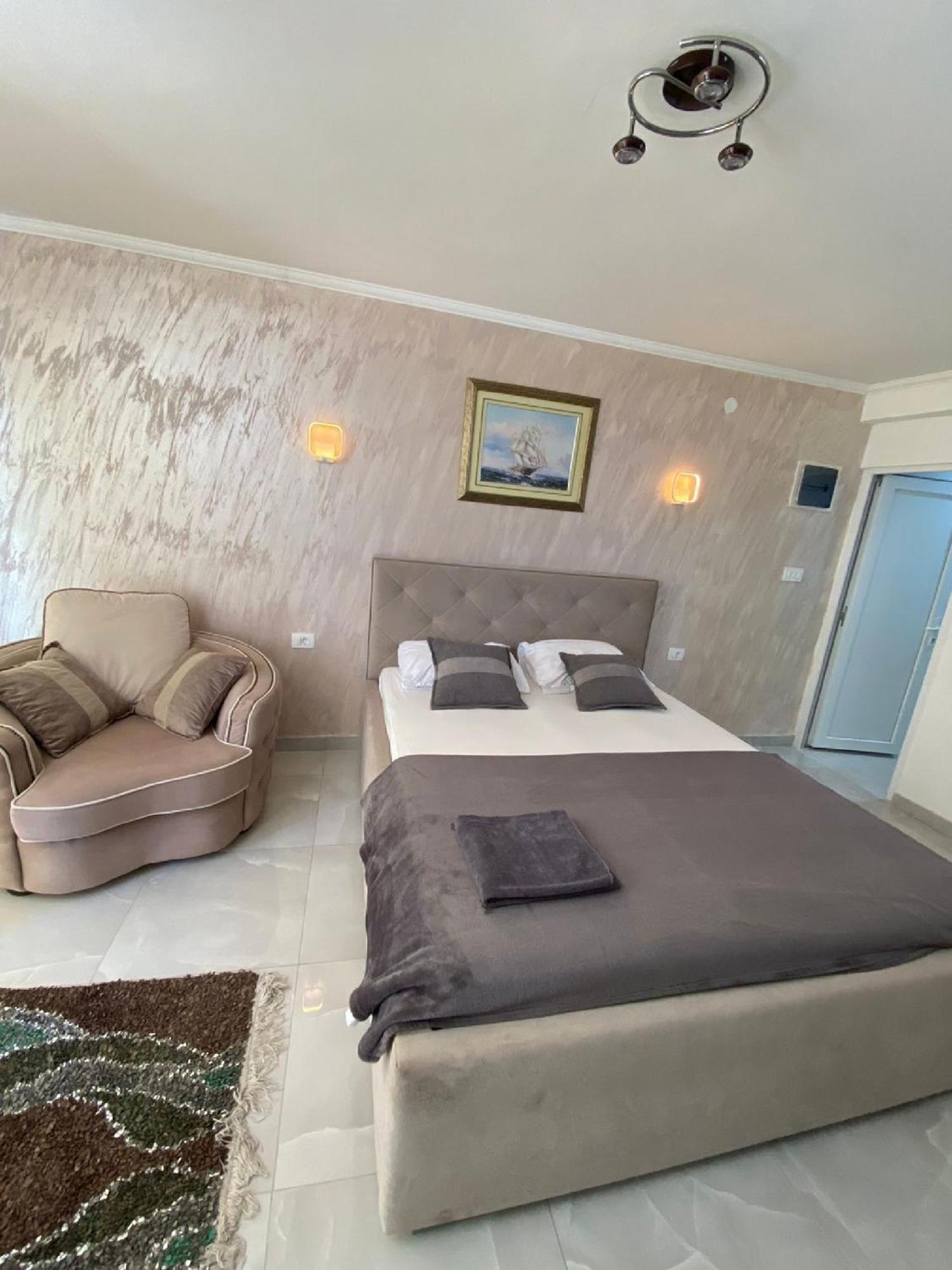 Apartments Stankovic & Boat Tours Virpazar Exteriör bild